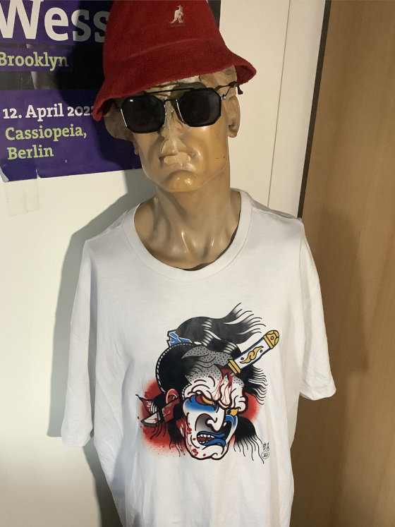 T-shirt Picture